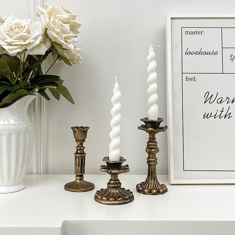 Tables - Candelabro de bronce vintage con figura